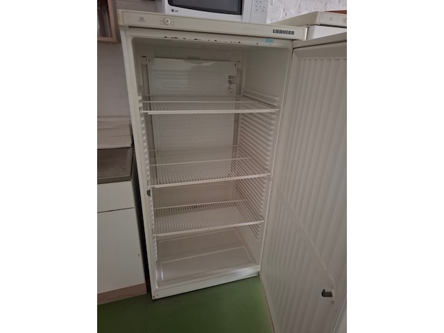 Inhoud keuken - afbeelding 8 van  12