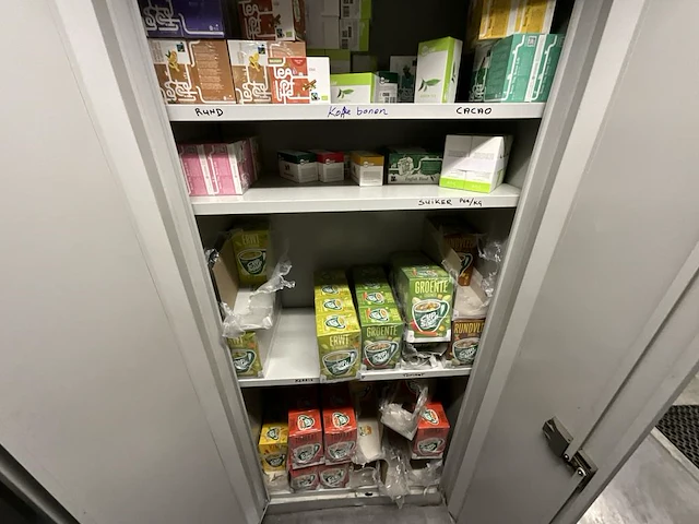 Inhoud keuken - afbeelding 13 van  18