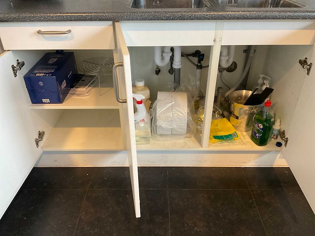 Inhoud keuken - afbeelding 5 van  15