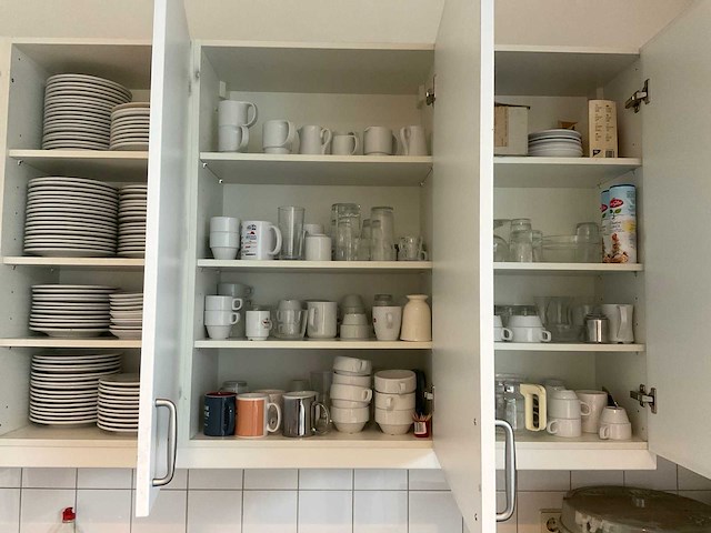 Inhoud keuken - afbeelding 14 van  15