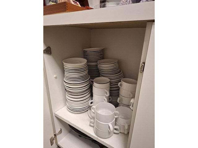 Inhoud keukenblok - afbeelding 2 van  22