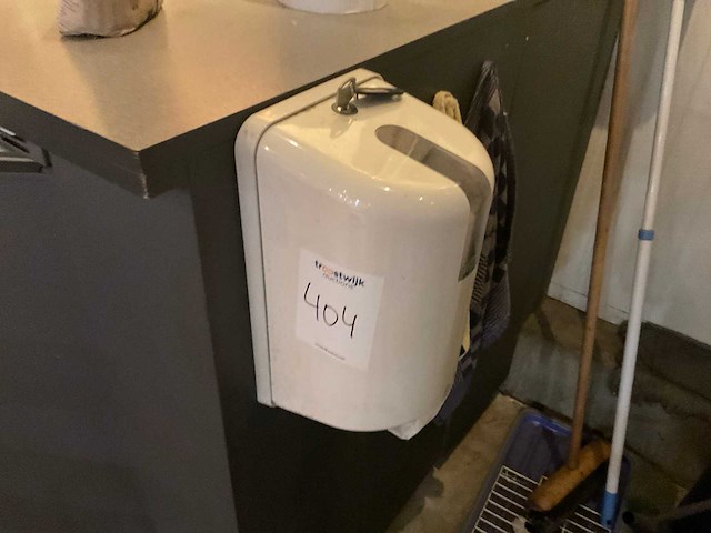 Inhoud keukenmeubel - afbeelding 5 van  18