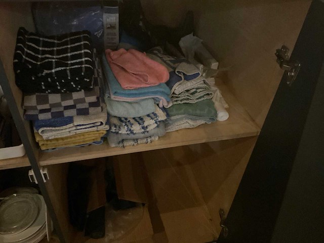 Inhoud keukenmeubel - afbeelding 8 van  18
