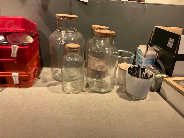 Inhoud keukenmeubel - afbeelding 18 van  18