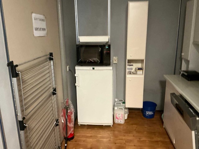 Inhoud keukenruimte - afbeelding 12 van  19