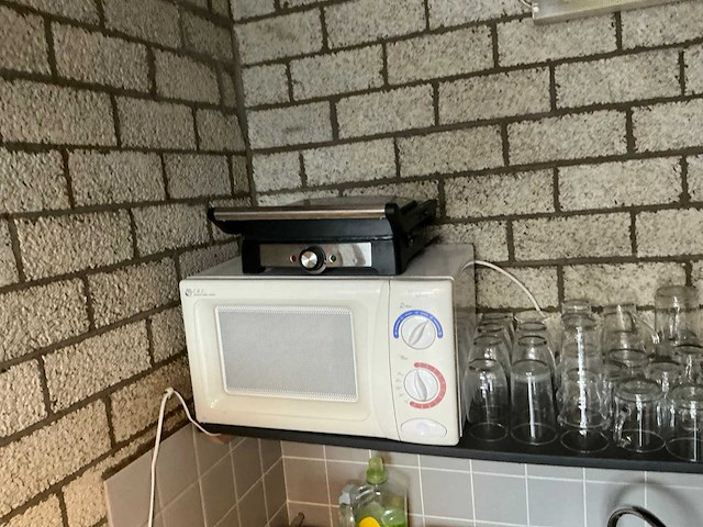 Inhoud keukenruimte - afbeelding 9 van  14