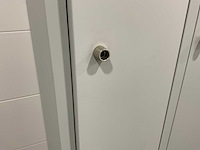 Inhoud kleedruimte met lockerkasten - afbeelding 2 van  11