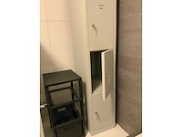 Inhoud kleedruimte - afbeelding 3 van  14