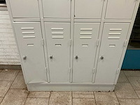 Inhoud kleedruimte - afbeelding 5 van  5