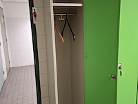 Inhoud kleedruimte - afbeelding 11 van  12