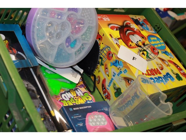 Inhoud krat f div opruiming ex krat l001 - afbeelding 2 van  7