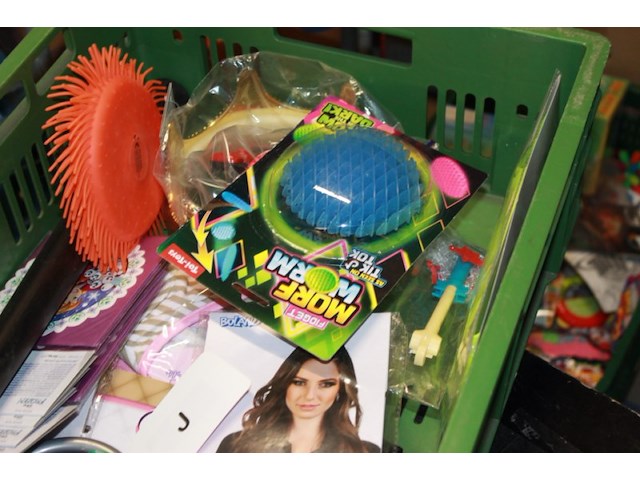 Inhoud krat j div opruiming ex krat l001 - afbeelding 7 van  7