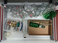 Inhoud laboratorium meubel - afbeelding 2 van  15