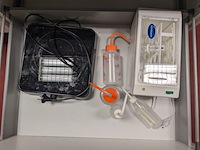 Inhoud laboratorium meubel - afbeelding 9 van  15