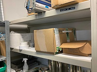 Inhoud magazijn met stelling - afbeelding 1 van  27