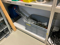 Inhoud magazijn met stelling - afbeelding 3 van  27