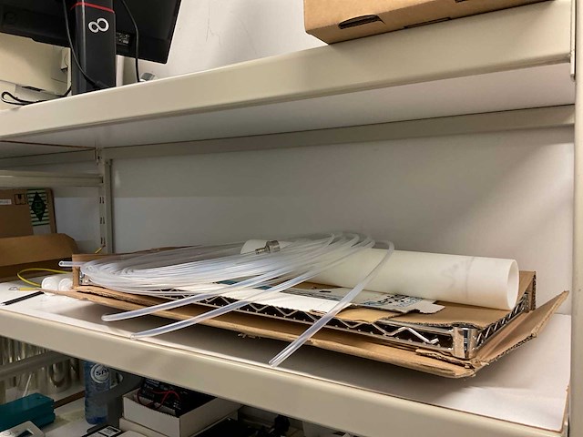 Inhoud magazijn met stelling - afbeelding 22 van  27