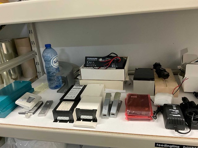 Inhoud magazijn met stelling - afbeelding 6 van  27