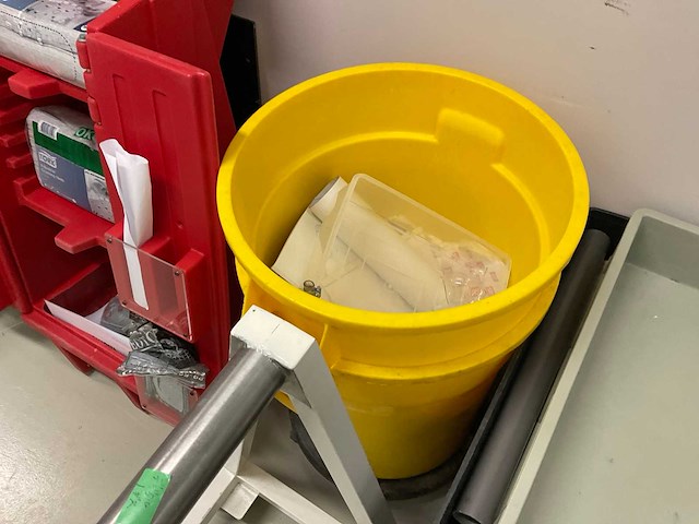 Inhoud magazijn met stelling - afbeelding 11 van  27