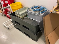 Inhoud magazijn met stelling - afbeelding 12 van  27