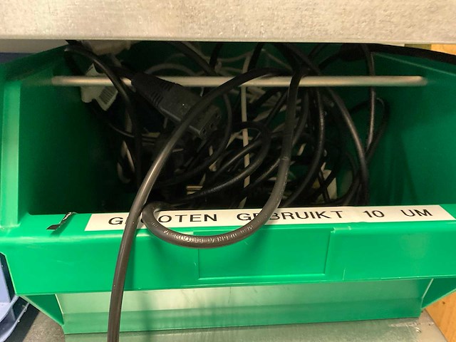 Inhoud magazijn met stelling - afbeelding 14 van  27