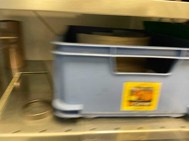 Inhoud magazijn met stelling - afbeelding 15 van  27