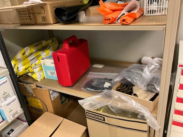 Inhoud magazijn / stelling - afbeelding 13 van  43