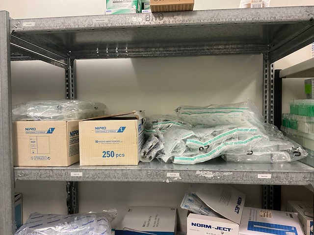 Inhoud magazijn / stelling - afbeelding 39 van  43