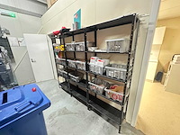 Inhoud magazijn - afbeelding 2 van  9