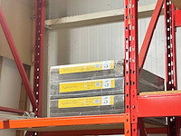 Inhoud magazijn - afbeelding 4 van  9