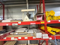 Inhoud magazijn - afbeelding 12 van  14