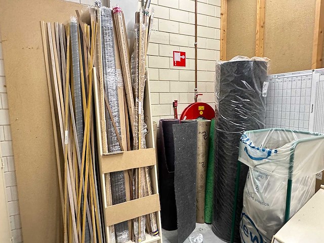 Inhoud magazijn - afbeelding 3 van  10