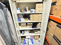 Inhoud magazijn - afbeelding 2 van  11