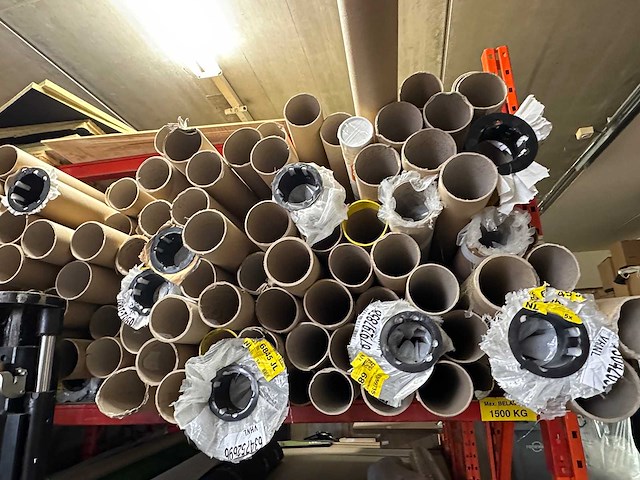 Inhoud magazijn - afbeelding 13 van  15