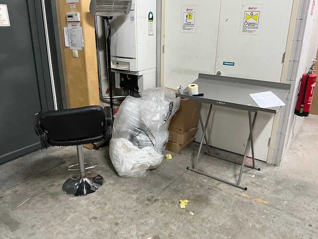 Inhoud magazijn - afbeelding 3 van  7