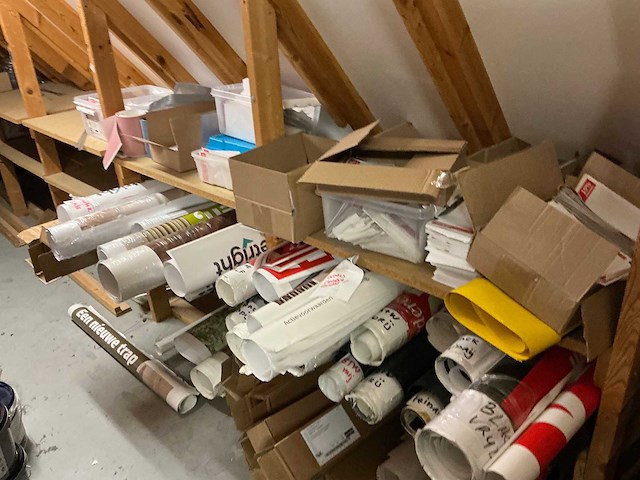 Inhoud magazijn - afbeelding 7 van  17