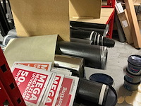 Inhoud magazijn - afbeelding 8 van  17