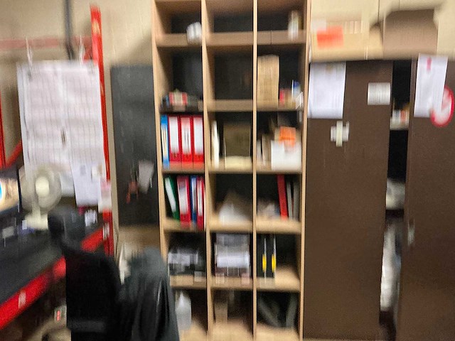 Inhoud magazijn - afbeelding 16 van  17