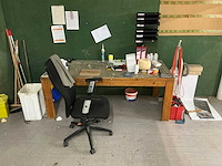 Inhoud magazijn - afbeelding 7 van  19