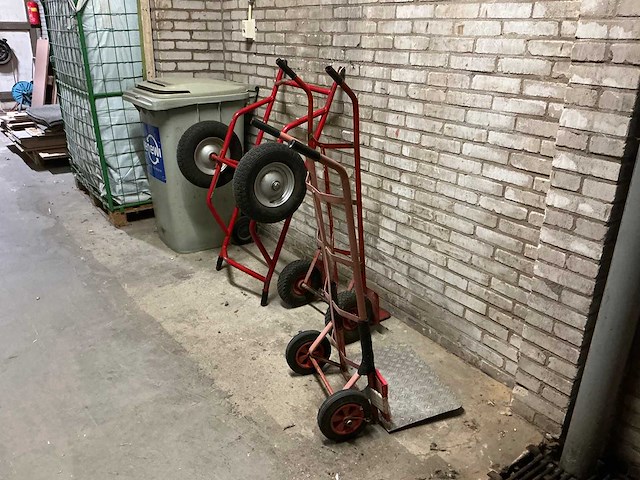 Inhoud magazijn - afbeelding 10 van  19