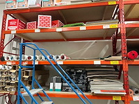 Inhoud magazijn - afbeelding 7 van  14