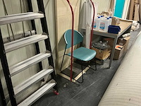 Inhoud magazijn - afbeelding 6 van  9