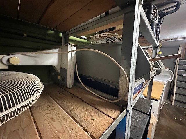 Inhoud magazijn - afbeelding 3 van  9