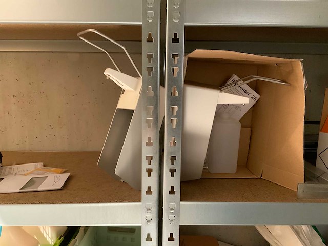 Inhoud magazijn - afbeelding 4 van  40