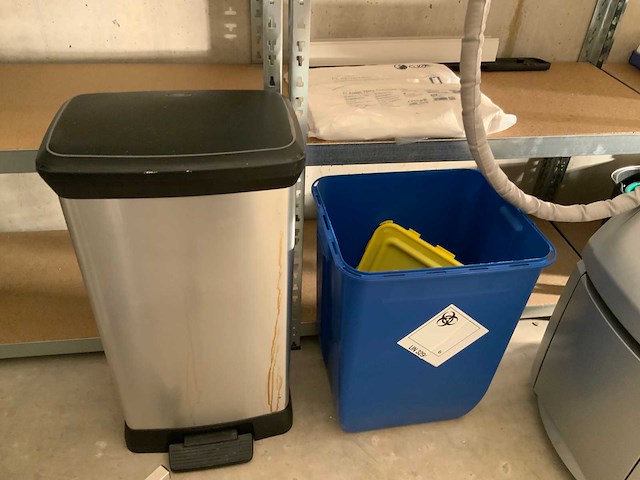 Inhoud magazijn - afbeelding 11 van  40