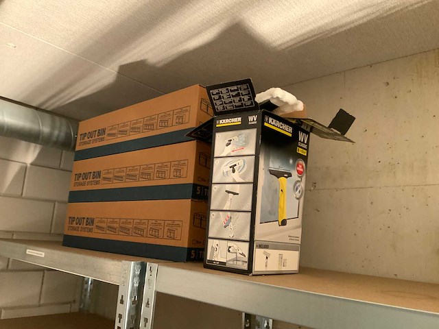 Inhoud magazijn - afbeelding 14 van  40