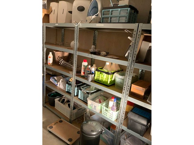 Inhoud magazijn - afbeelding 27 van  40