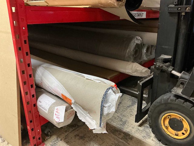 Inhoud magazijn - afbeelding 1 van  13