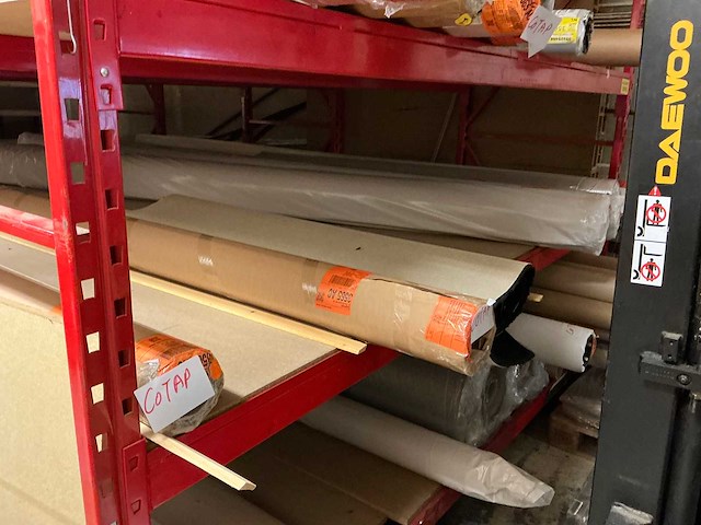 Inhoud magazijn - afbeelding 9 van  13