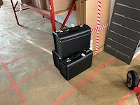 Inhoud magazijn - afbeelding 18 van  18